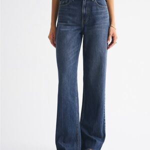 Abercrombie & Fitch High Rise Loose Jeans
